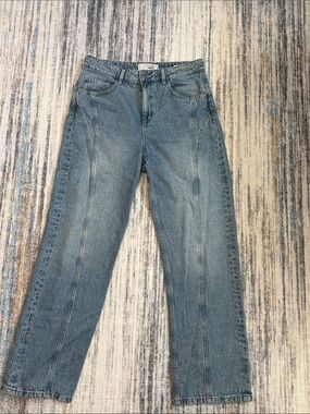 Dynamite Light Wash Straight-Leg Jeans